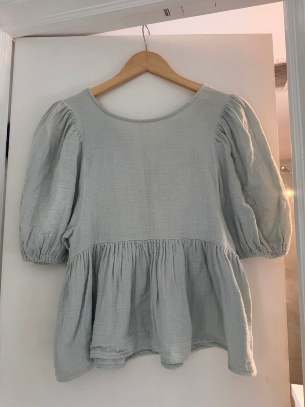 MNG Mango Sage Green Puff Sleeve Peplum Blouse Size 2